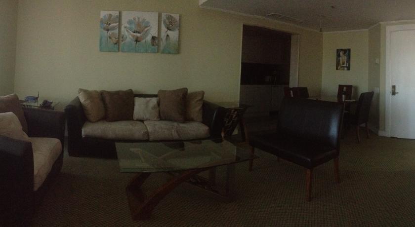 Aparta Hotel Torres De Suites Quito Room photo