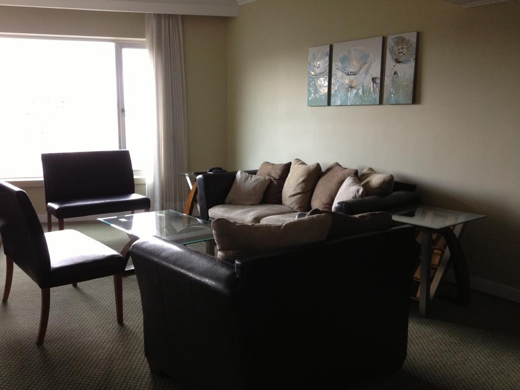 Aparta Hotel Torres De Suites Quito Room photo
