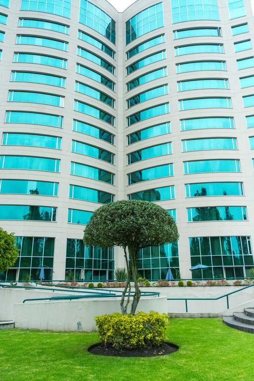 Aparta Hotel Torres De Suites Quito Exterior photo